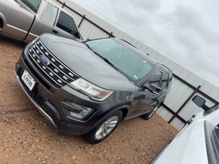 2017 Ford Explorer XLT - Primary Damage Left Image